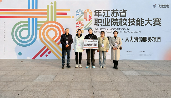 1712718587293983.png 参赛图片.png